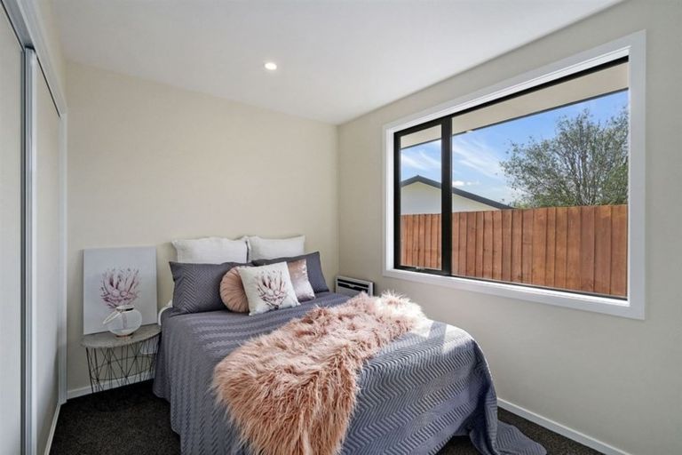Photo of property in 75c Vivian Street, Burwood, Christchurch, 8083