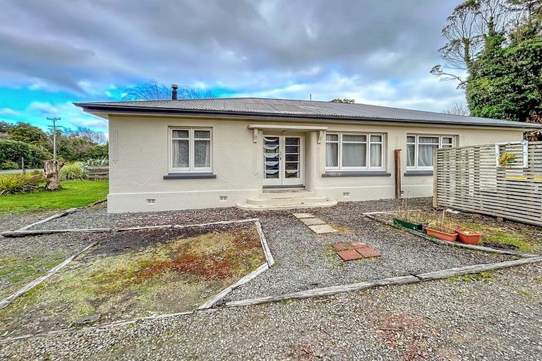 Photo of property in 8 Mahuri Road, Otatara, Invercargill, 9879