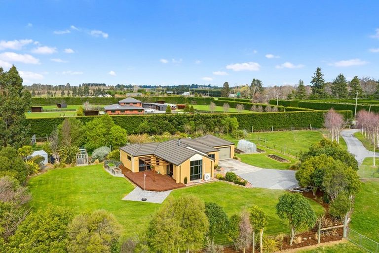 Photo of property in 1682 Clintons Road, Darfield, 7571