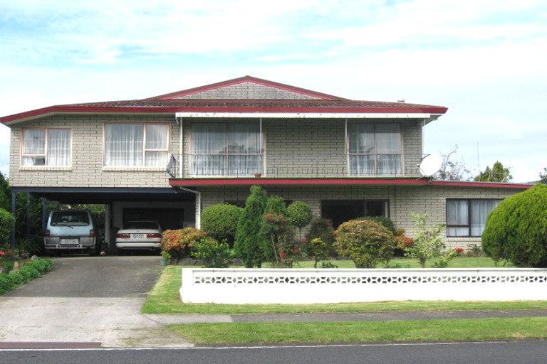 Photo of property in 82 Fisher Parade, Sunnyhills, Auckland, 2010