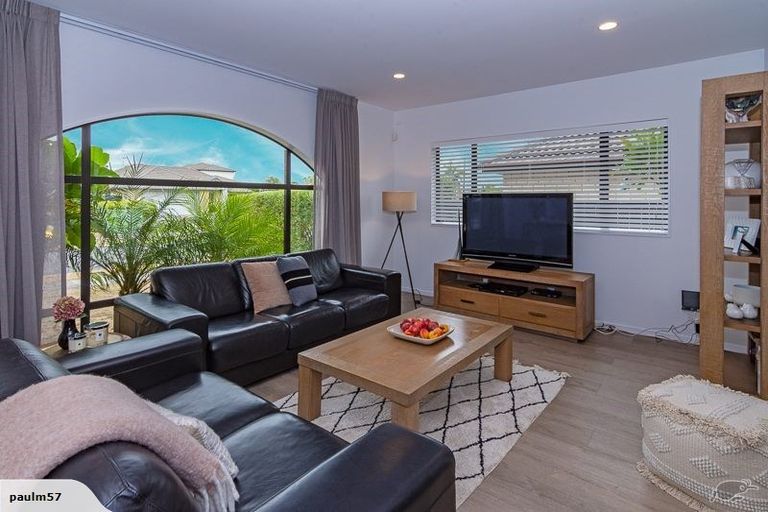 Photo of property in 19 Pine Harbour Parade, Beachlands, Auckland, 2018