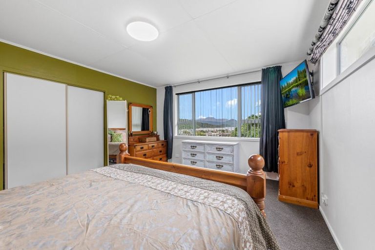 Photo of property in 32-34 Moana View Road, Waikawa, Picton, 7220