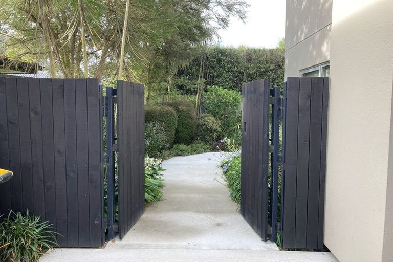 Photo of property in 55 Winton Street, St Albans, Christchurch, 8014