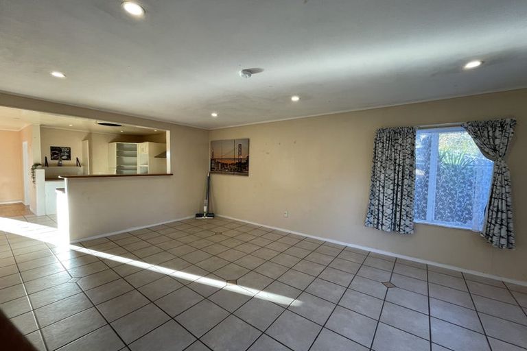 Photo of property in 39 Linwood Avenue, Forrest Hill, Auckland, 0620