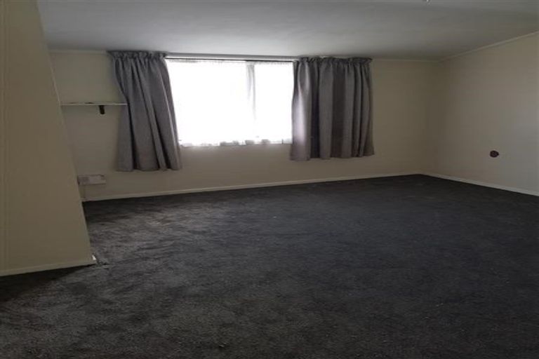 Photo of property in 11 Taitimu Drive, Weymouth, Auckland, 2103