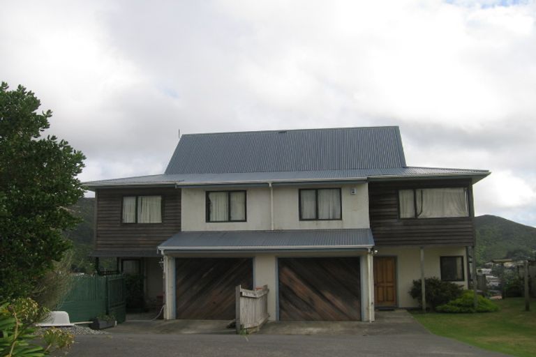 Photo of property in 3b Becker Way, Karori, Wellington, 6012