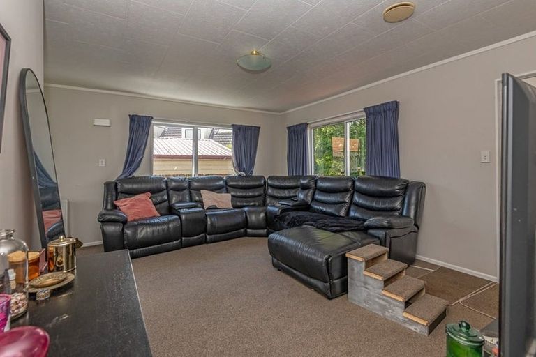 Photo of property in 4 Emmerdale Mews, Highbury, Palmerston North, 4412