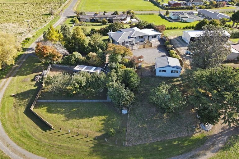 Photo of property in 25 Levin Street, Halcombe, Feilding, 4779