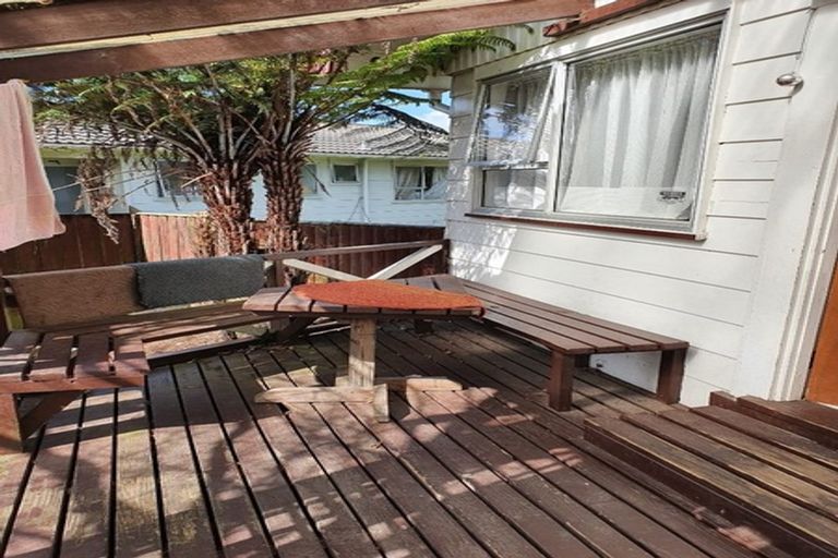 Photo of property in 1/20 Carter Place, Manurewa, Auckland, 2102