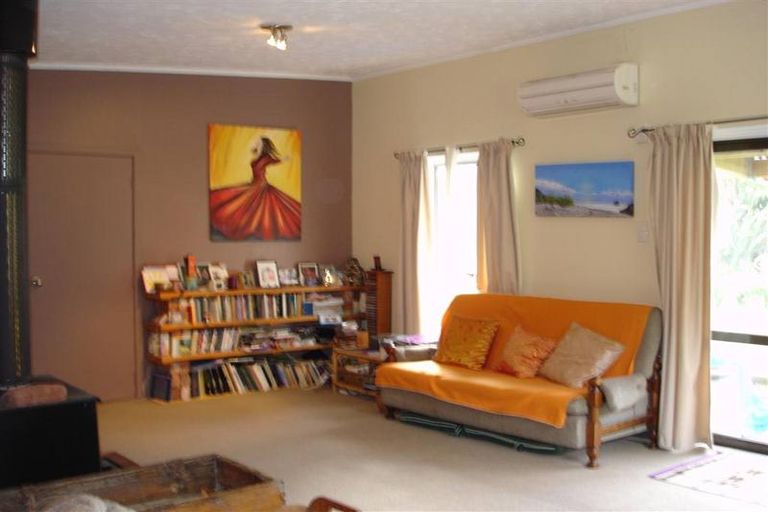 Photo of property in 39 Dole Street, Ngakawau, 7824