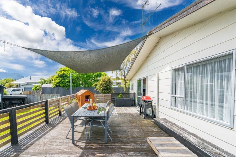 Photo of property in 97 Richmond Avenue, Richmond Heights, Taupo, 3330
