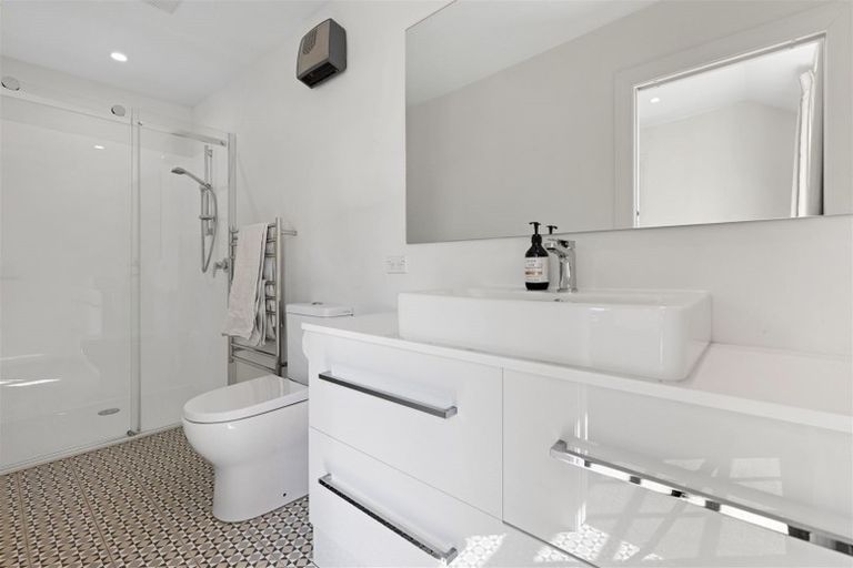 Photo of property in 27 Clifford Avenue, Merivale, Christchurch, 8014