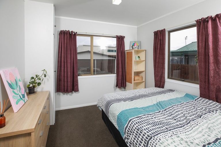 Photo of property in 24 Jasmine Avenue, Dinsdale, Hamilton, 3204