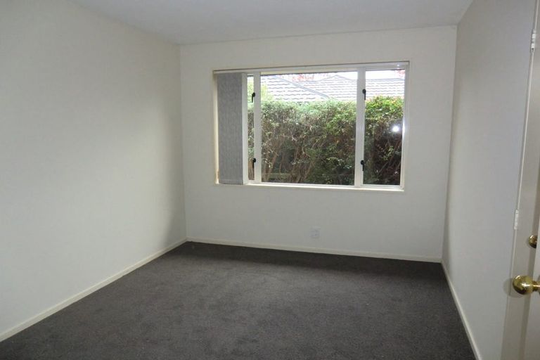 Photo of property in 4/30 Newnham Terrace, Upper Riccarton, Christchurch, 8041