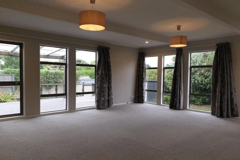 Photo of property in 36 Tweed Road, Papakowhai, Porirua, 5024