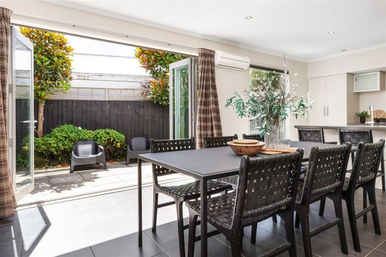 Photo of property in 4/3 Freyberg Avenue, Riccarton, Christchurch, 8011