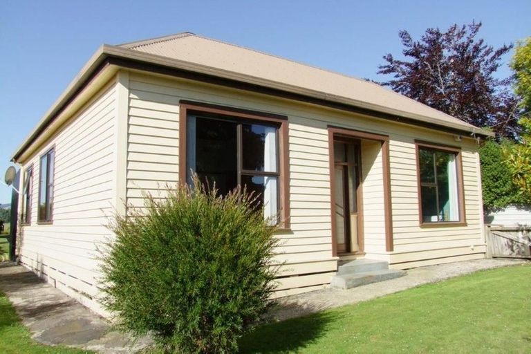 Photo of property in 45 Tokoiti Road, Milton, 9220