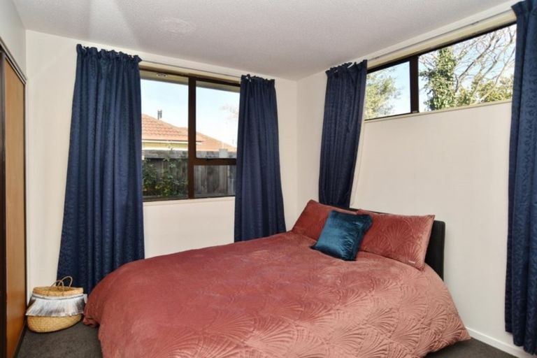 Photo of property in 310 Lake Terrace Road, Shirley, Christchurch, 8061