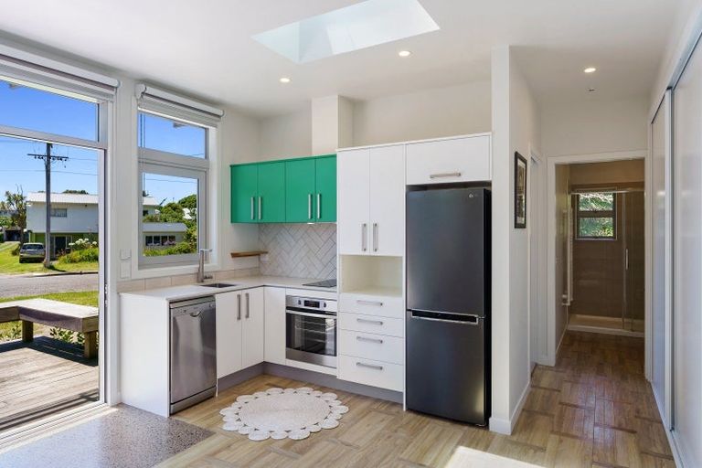 Photo of property in 23a Toi Street, Otaki Beach, Otaki, 5512