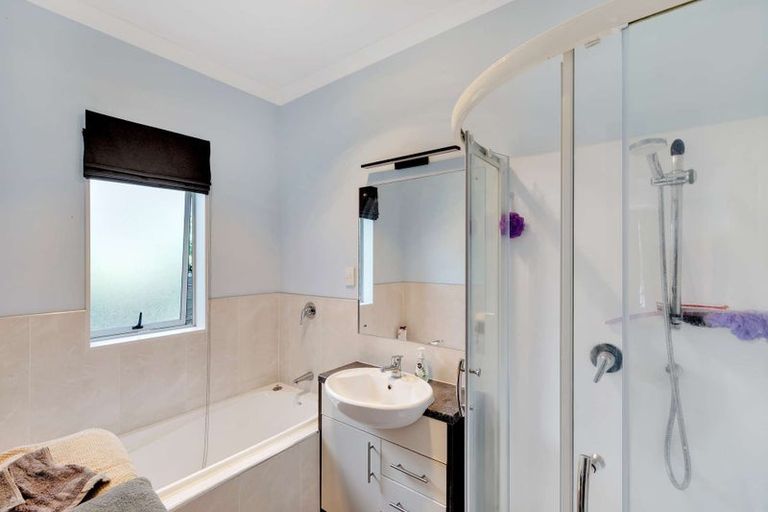 Photo of property in 8 Hua Place, Tuakau, 2121