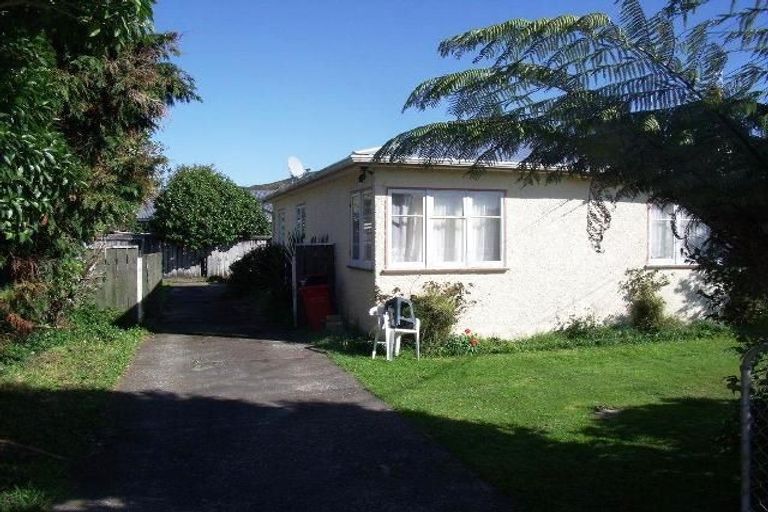 Photo of property in 29 Burden Avenue, Wainuiomata, Lower Hutt, 5014