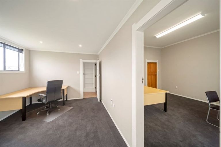 Photo of property in 47 Glover Road, Hawera, 4610