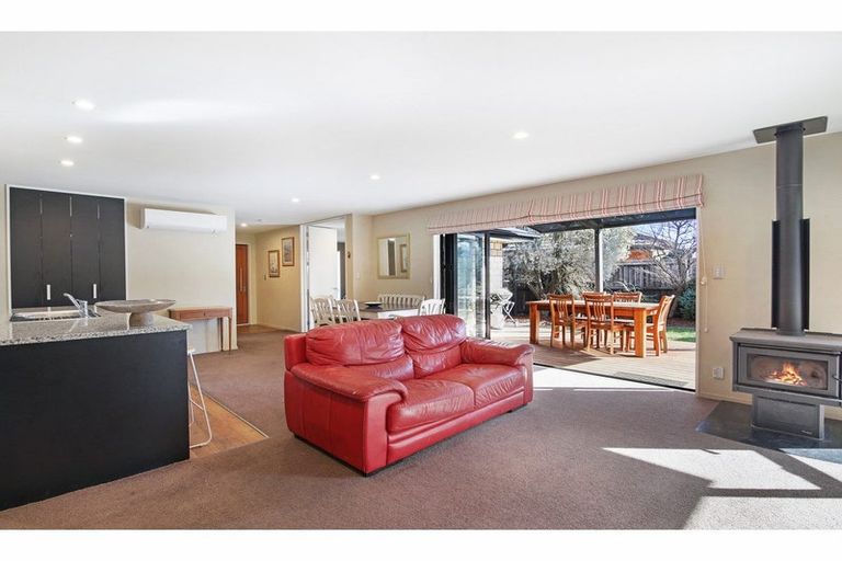 Photo of property in 42 Acacia Avenue, Rangiora, 7400