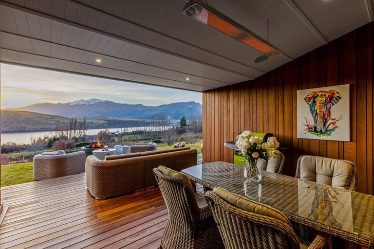 Photo of property in 6 Hayes View Lane, Lake Hayes, Queenstown, 9371