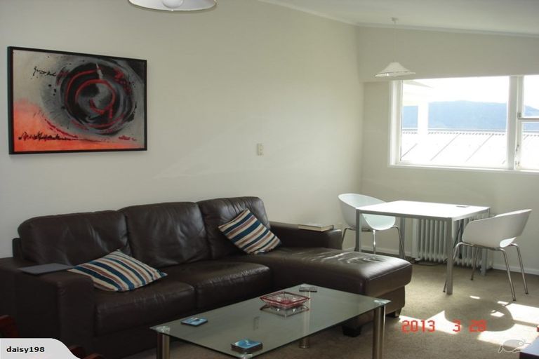 Photo of property in 24 Telford Terrace, Oriental Bay, Wellington, 6011