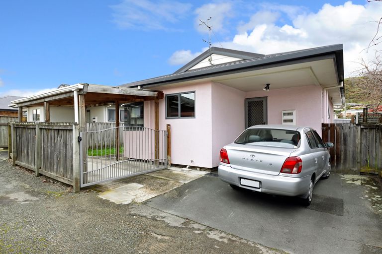Photo of property in 4 Palm Avenue, Stoke, Nelson, 7011