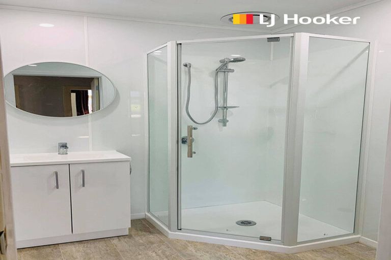 Photo of property in 4 North Taieri Road, Abbotsford, Dunedin, 9018