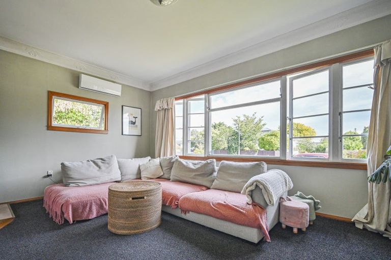 Photo of property in 98 Duchess Crescent, Mayfair, Hastings, 4122