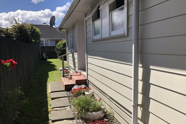 Photo of property in 1132a High Street, Taita, Lower Hutt, 5011