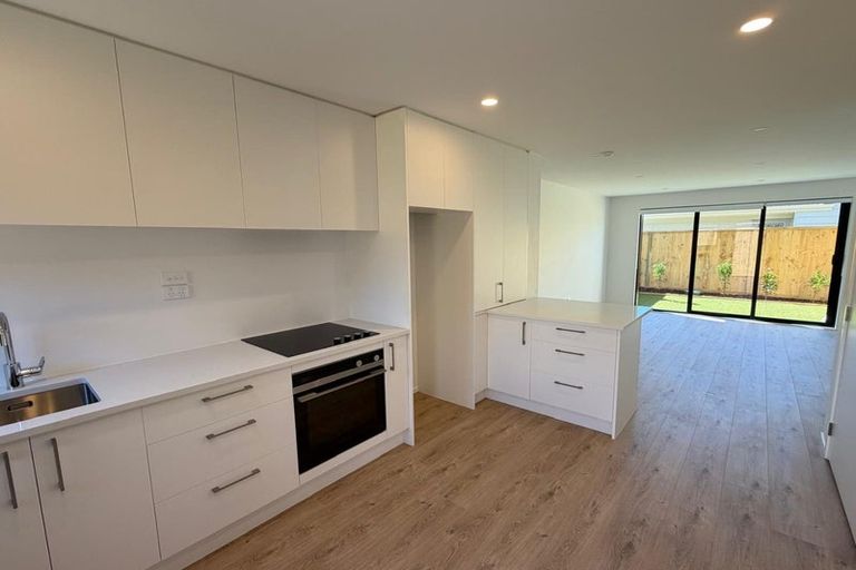 Photo of property in 5/42 Millen Avenue, Pakuranga, Auckland, 2010