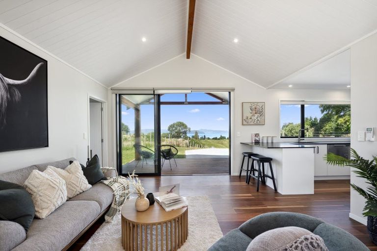 Photo of property in 21b Tauranga Direct Road, Hamurana, Rotorua, 3096