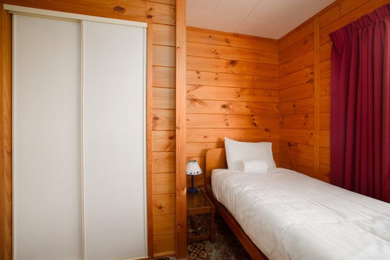 Photo of property in 2 Takahe Drive, South Bay, Kaikoura, 7300