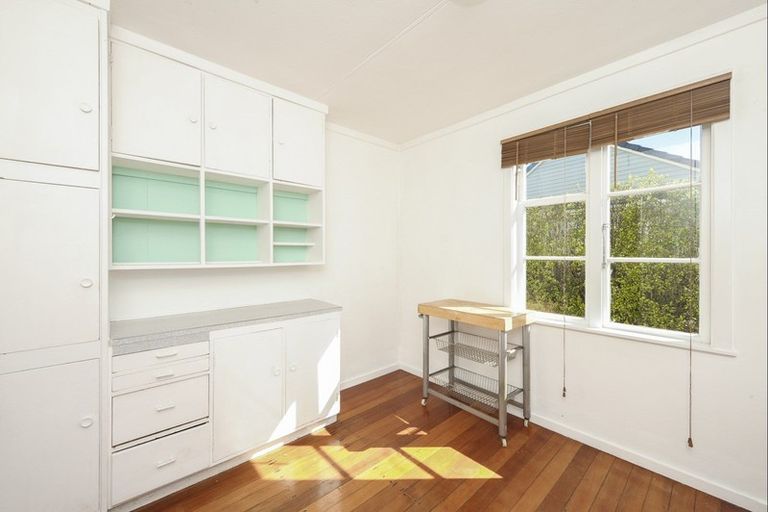 Photo of property in 29 State Avenue, Onehunga, Auckland, 1061