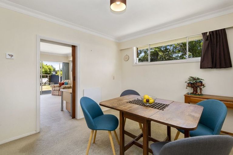 Photo of property in 30 Moeraki Road, Maoribank, Upper Hutt, 5018