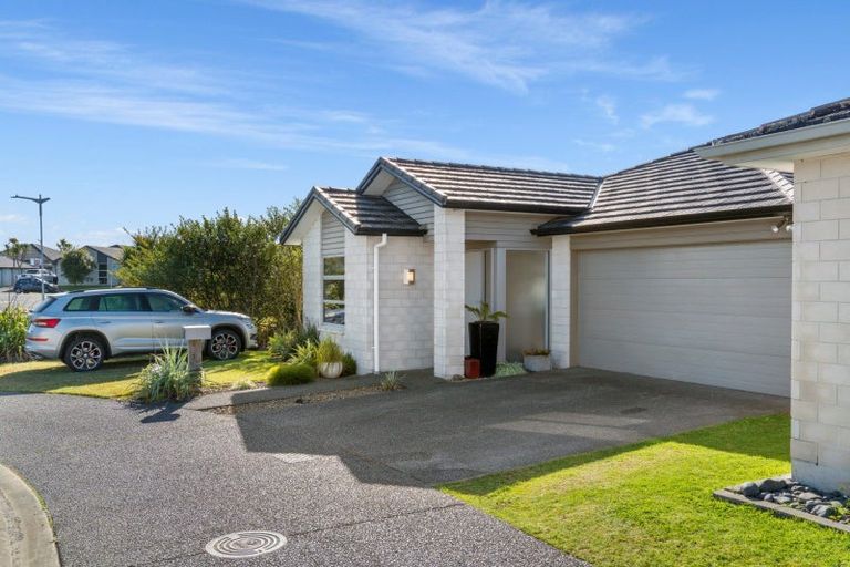 Photo of property in 9 Scoria Close, Pyes Pa, Tauranga, 3112