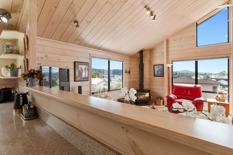 Photo of property in 342 Waterways Parade, Pauanui, Hikuai, 3579