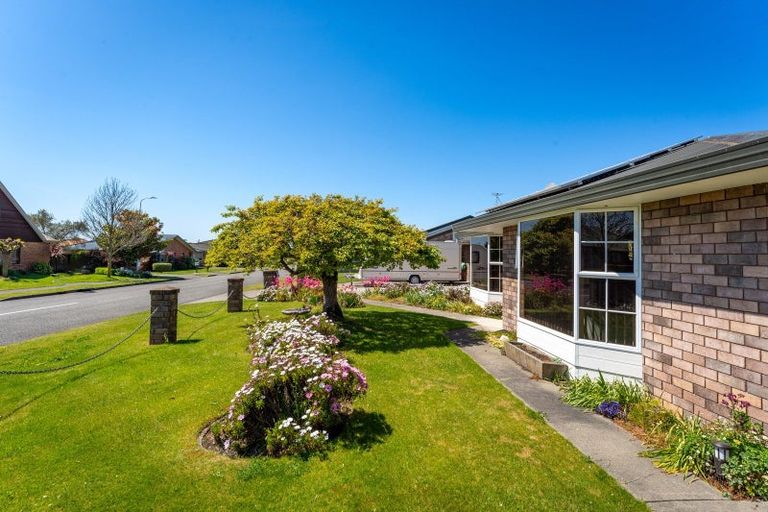 Photo of property in 27 Karina Crescent, Redwoodtown, Blenheim, 7201