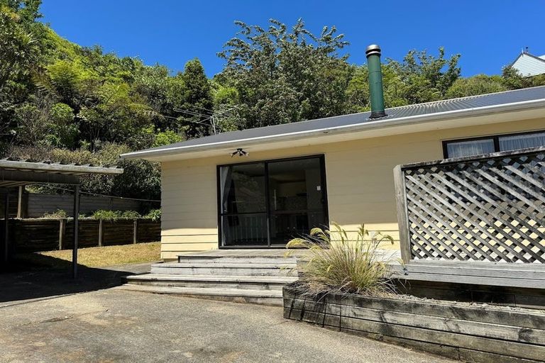 Photo of property in 2/25 Invercargill Drive, Kelson, Lower Hutt, 5010
