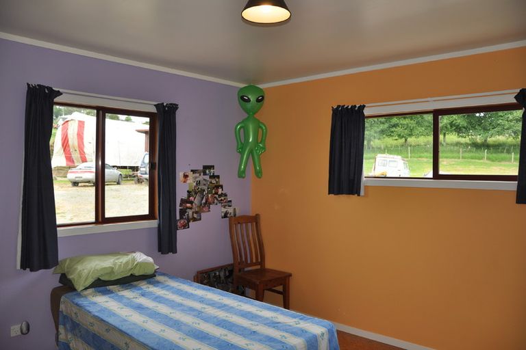 Photo of property in 73 Settlement Road, Kaiwaka, 0573