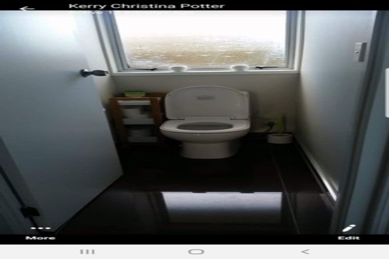 Photo of property in 1/4 Kirrama Place, Conifer Grove, Takanini, 2112