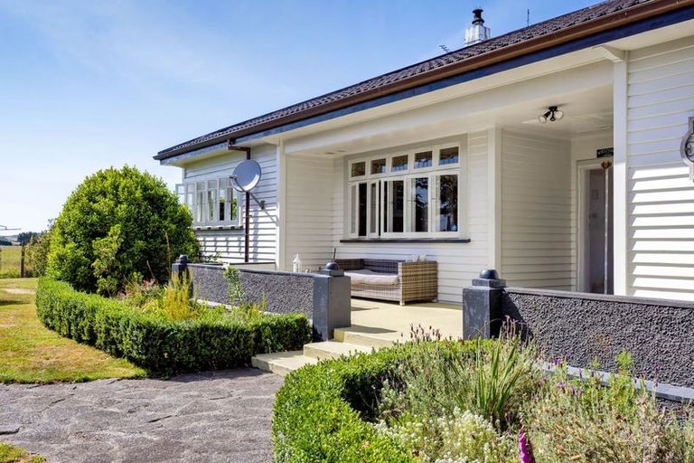 Photo of property in 1170a South Road, Manaia, 4678