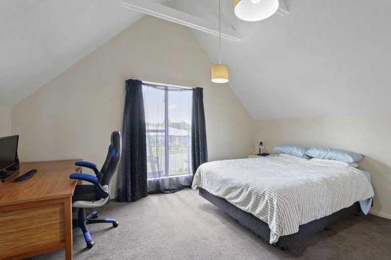 Photo of property in 2 Thompsons Road, Belfast, Christchurch, 8051