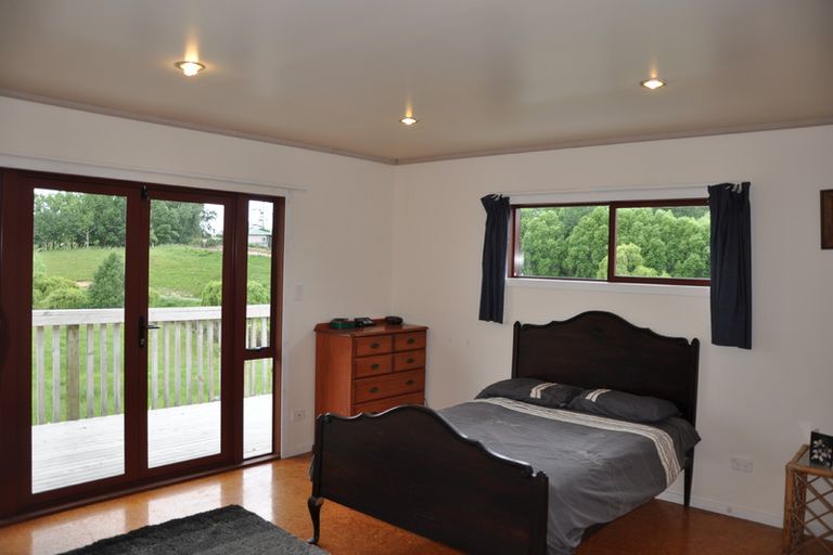Photo of property in 73 Settlement Road, Kaiwaka, 0573