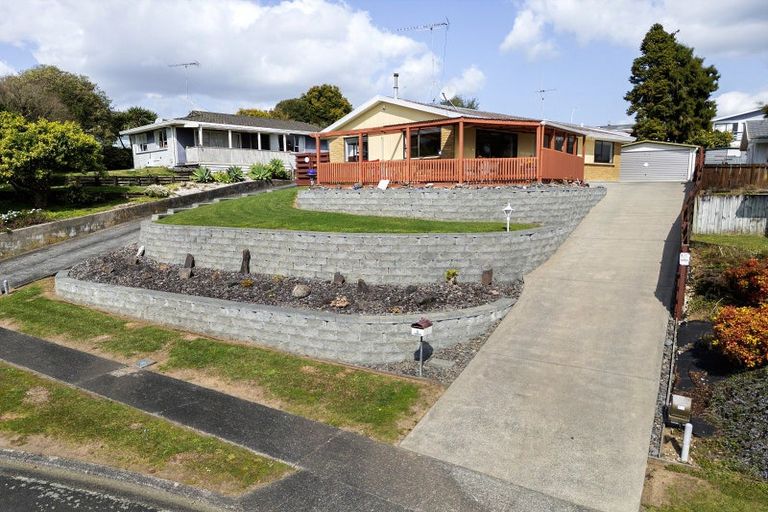 Photo of property in 8 Thode Place, Nawton, Hamilton, 3200