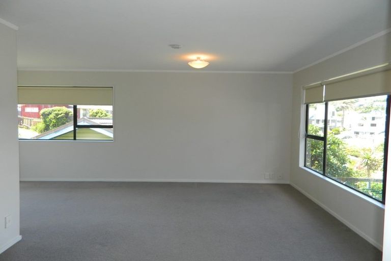 Photo of property in 5a Vella Street, Titahi Bay, Porirua, 5022