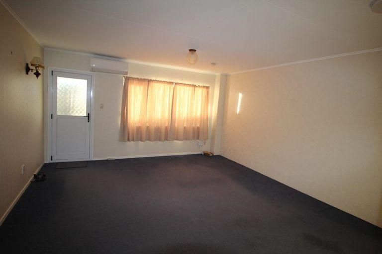 Photo of property in 8d Seaforth Avenue, Milson, Palmerston North, 4414